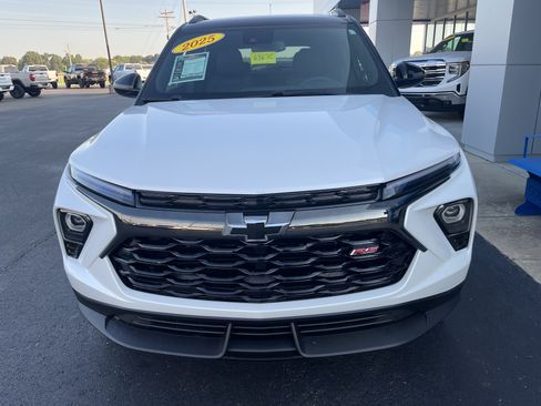 Used 2025 Chevrolet TrailBlazer RS w/ Convenience Package FWD image 10