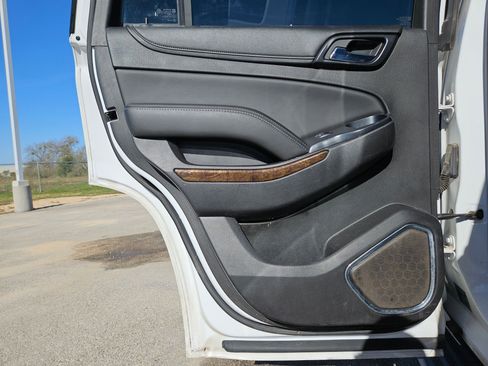 Used 2017 Chevrolet Tahoe LS image 15