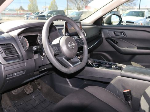Used 2024 Nissan Rogue S AWD/4WD image 7