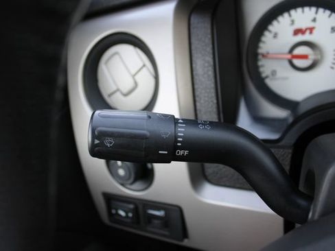 Used 2010 Ford F150 Raptor image 5