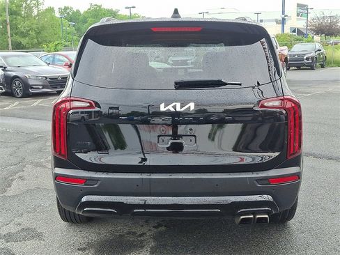 Used 2022 Kia Telluride EX w/ EX Premium Package image 6