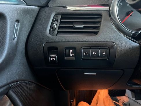 Used 2014 Chevrolet Impala LTZ image 17