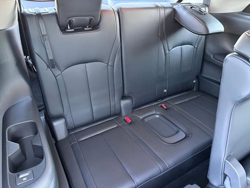 Used 2023 INFINITI QX60 Luxe FWD image 33