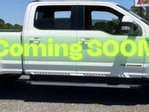 Used 2020 Ford F250 Lariat w/ Lariat Value Package AWD/4WD image 6
