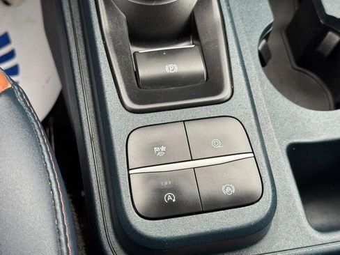 Used 2023 Ford Maverick Lariat w/ Lariat Luxury Package image 25