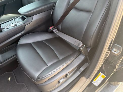 Used 2023 Cadillac XT6 Luxury FWD image 17