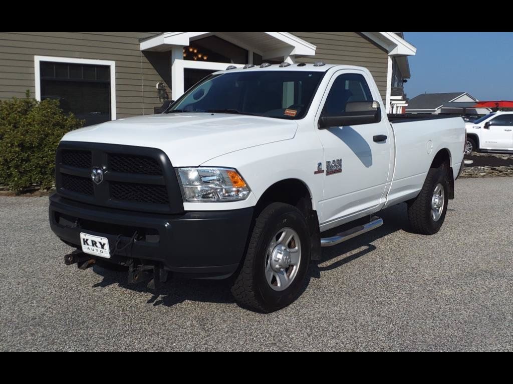 Used 2018 RAM 3500 Tradesman w/ Power & Remote Entry Group AWD/4WD image 4