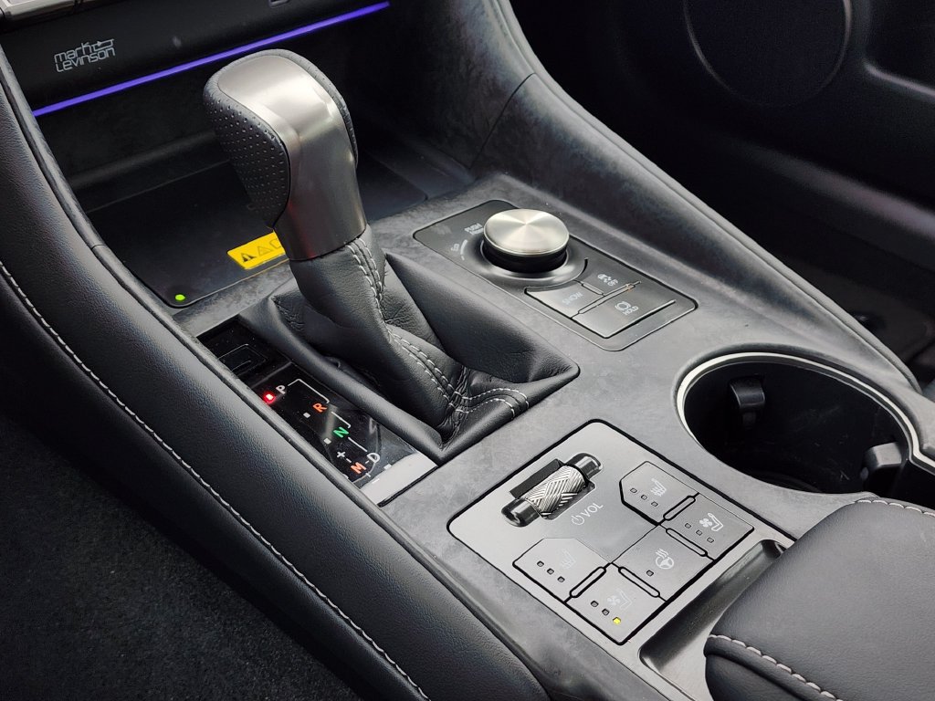 Used 2026 Lexus IS 350 F Sport w/ Technology Package RWD image 26