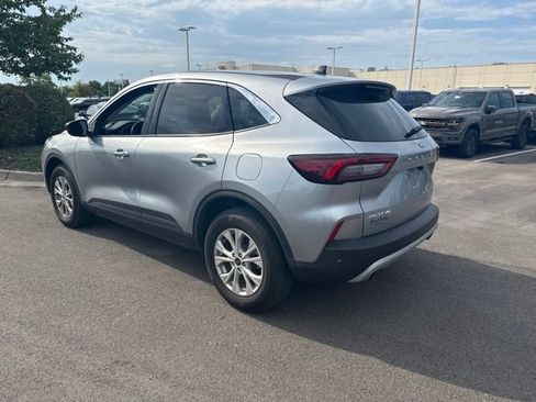 Used 2024 Ford Escape Active AWD/4WD image 5