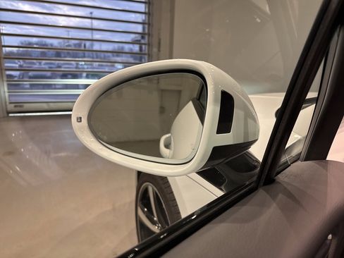 Used 2025 Porsche Macan GTS image 18