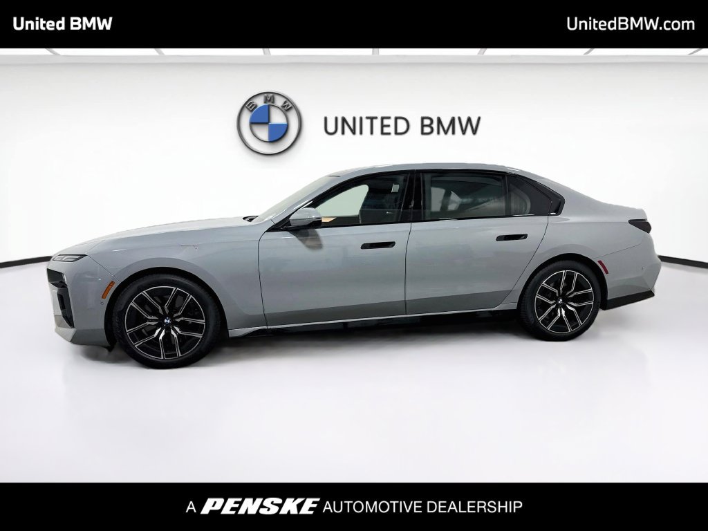 Certified 2026 BMW 740i RWD image 8
