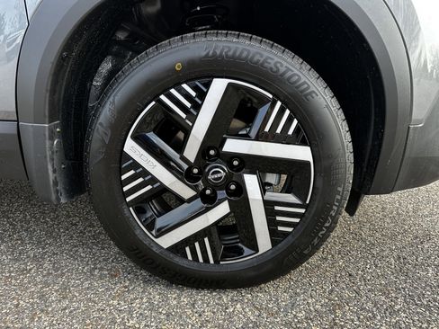 New 2026 Nissan Kicks SV w/ SV Premium Package image 12