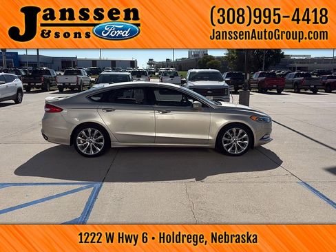 Used 2018 Ford Fusion Platinum image 4