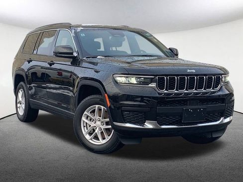 Used 2024 Jeep Grand Cherokee L Laredo w/ Trailer Tow Package image 2