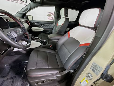 Used 2023 GMC Canyon AT4X AWD/4WD image 26