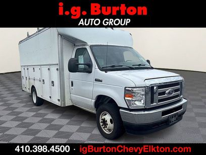 Used 2022 Ford E-450 and Econoline 450 Super Duty w/ Power Windows & Locks Group