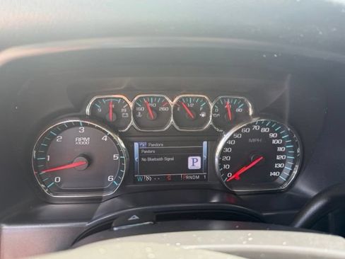 Used 2015 Chevrolet Silverado 2500 LT w/ LT Fleet Convenience Package AWD/4WD image 22
