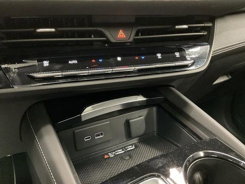 New 2026 Buick Envision Sport Touring AWD/4WD image 18