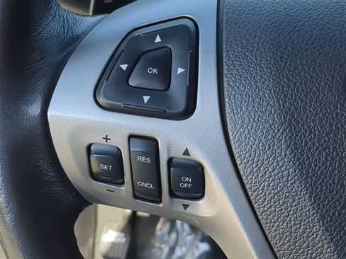 Used 2016 Ford Taurus SHO w/ Equipment Group 401A image 30