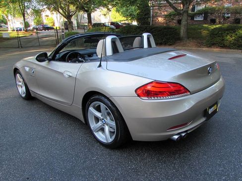 Used 2010 BMW Z4 sDrive30i RWD image 3