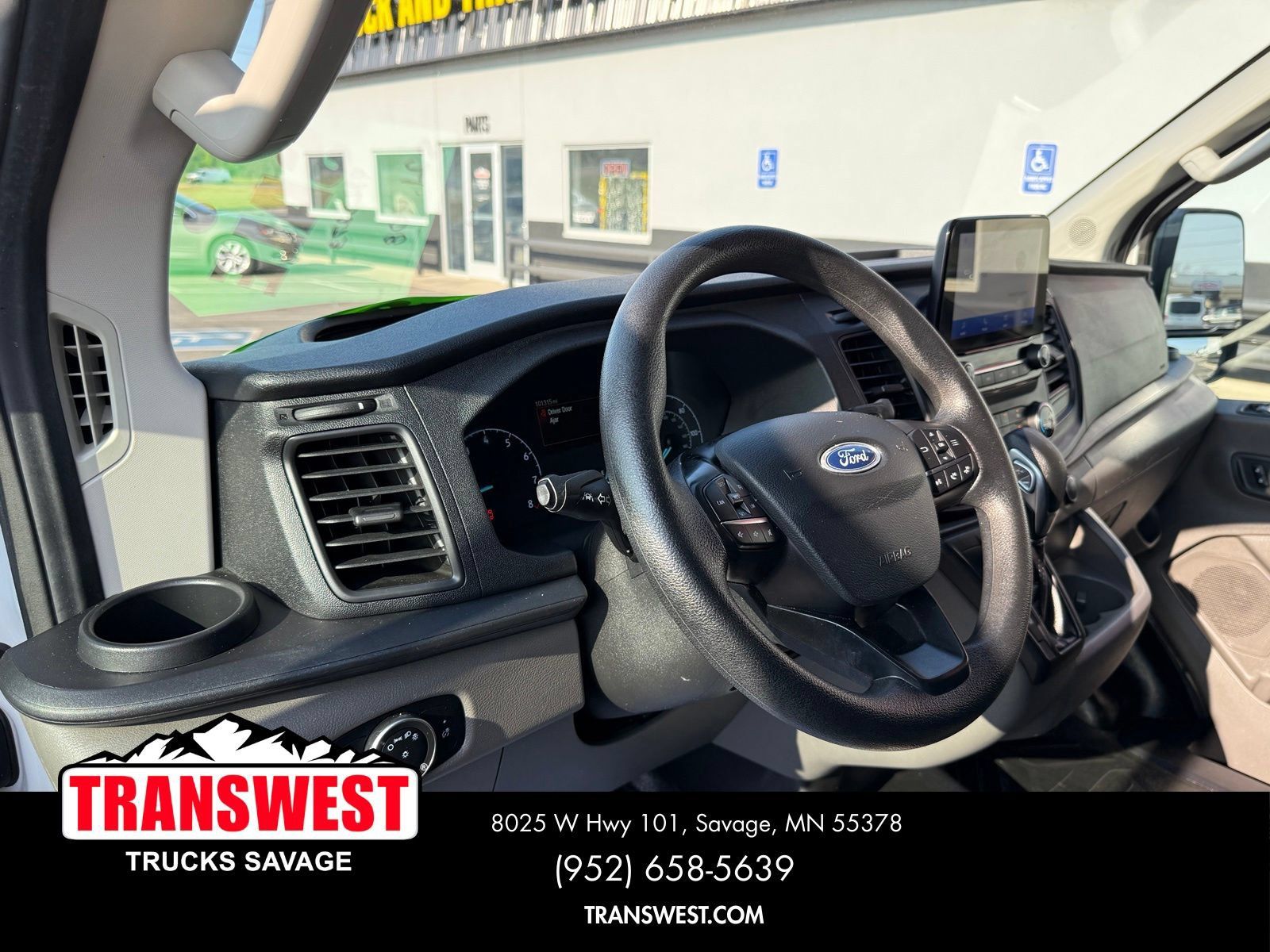 Used 2020 Ford Transit 150 Low Roof RWD image 4
