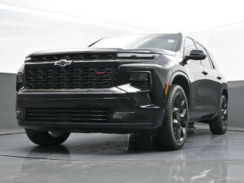 Used 2024 Chevrolet Traverse RS w/ LPO, Floor Liner Package image 47