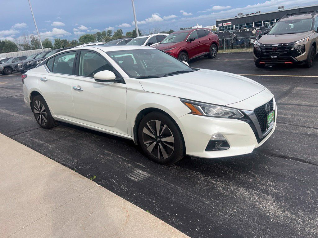 Used 2020 Nissan Altima 2.5 SV AWD/4WD image 5