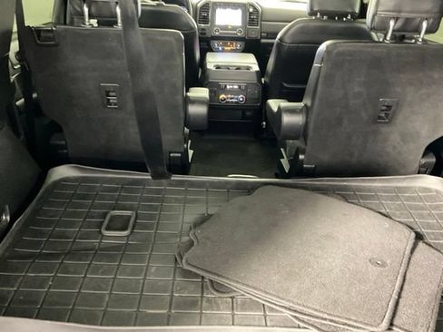 Used 2019 Ford Expedition Limited w/ Equipment Group 302A AWD/4WD image 32