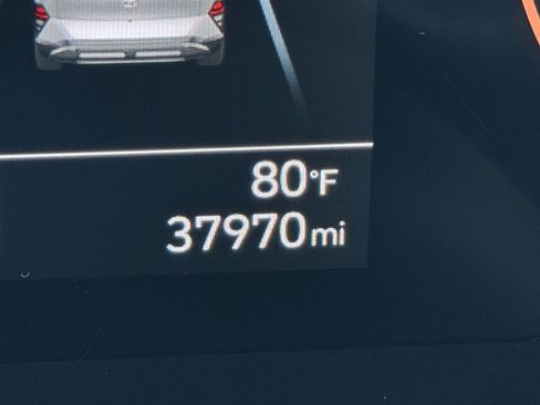 Used 2025 Hyundai Kona SEL image 40