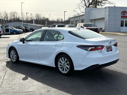 Used 2023 Toyota Camry LE image 28