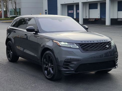 Used 2020 Land Rover Range Rover Velar R-Dynamic S image 5