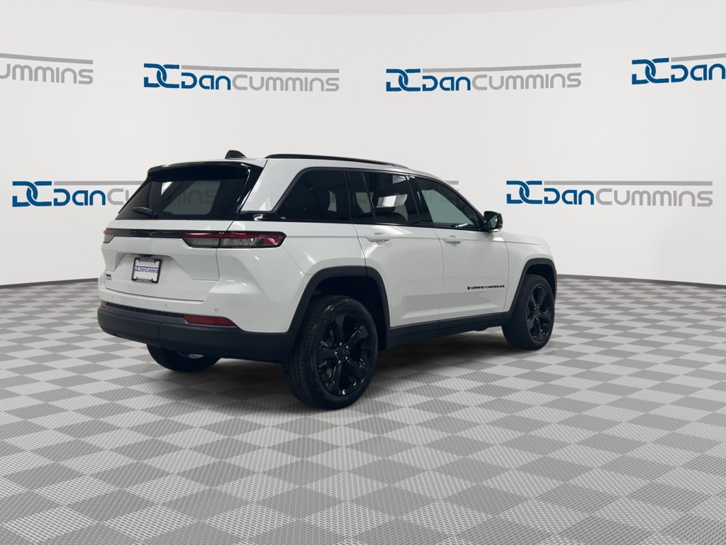New 2026 Jeep Grand Cherokee Limited w/ Limited Altitude Package AWD/4WD image 8