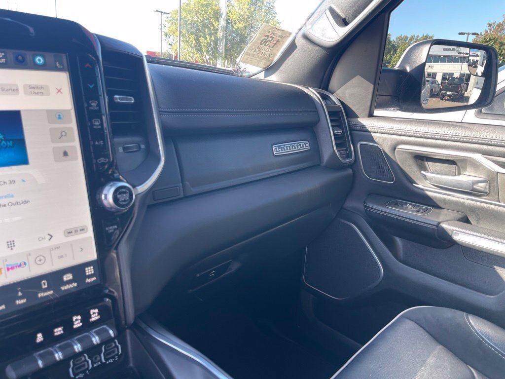 Used 2023 RAM 1500 Laramie AWD/4WD image 9