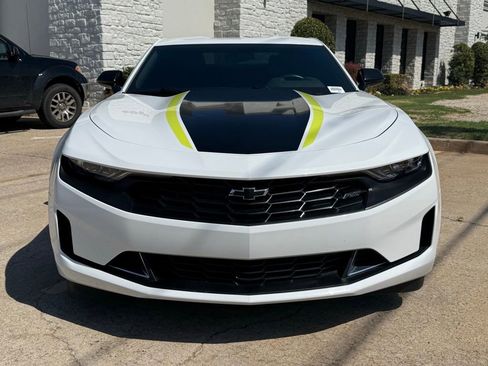 Used 2023 Chevrolet Camaro LT image 3