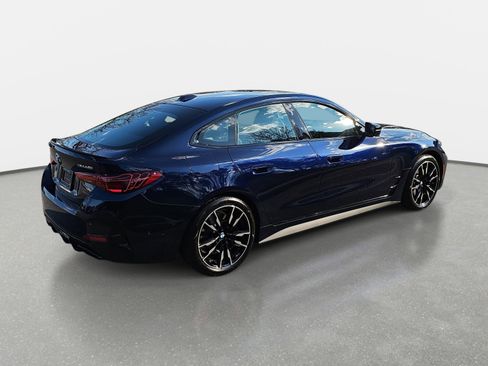 Used 2026 BMW 440i xDrive w/ Premium Package image 5