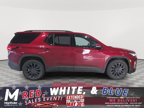Used 2023 Chevrolet Traverse RS AWD/4WD image 1