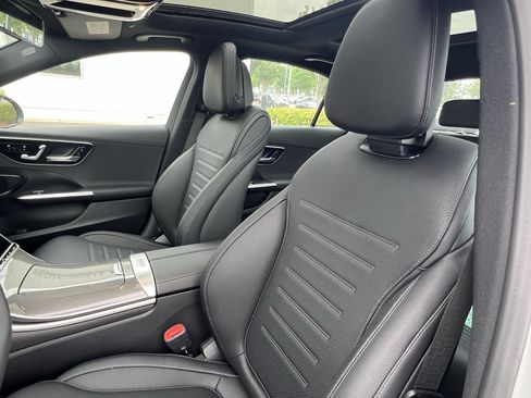New 2026 Mercedes-Benz C 43 AMG 4MATIC Sedan image 15
