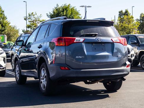 Used 2013 Toyota RAV4 LE FWD image 4