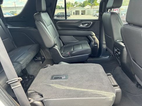 Used 2024 Chevrolet Tahoe LT AWD/4WD image 34