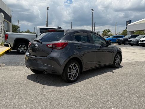Used 2020 Toyota Yaris LE FWD image 4