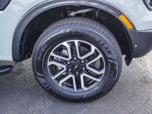 Used 2024 Ford Ranger Lariat w/ FX4 Off-Road Package image 10