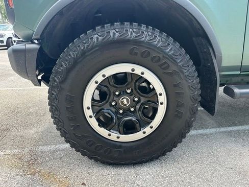 Used 2023 Ford Bronco Black Diamond w/ Sasquatch Package image 28