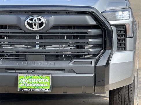New 2026 Toyota Tundra SR image 7