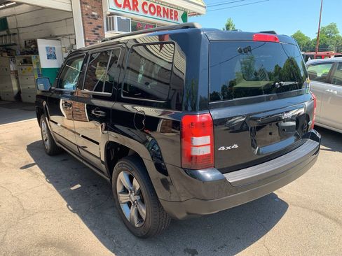 Used 2015 Jeep Patriot High Altitude AWD/4WD image 6