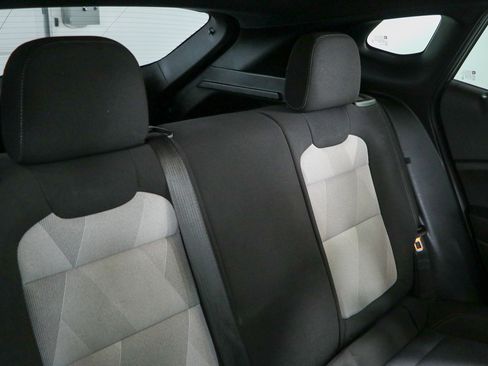 Used 2024 Chevrolet Trax RS w/ Sunroof Package FWD image 28