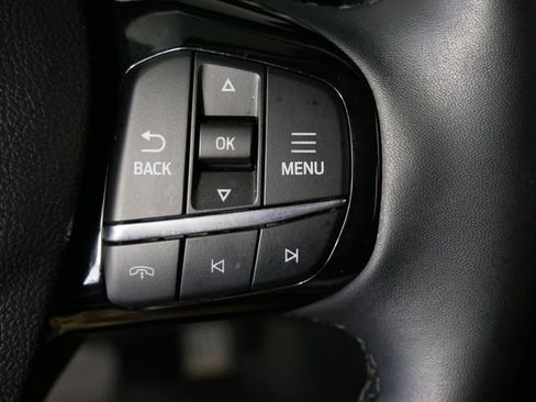 Certified 2025 Ford Escape Platinum AWD/4WD image 20