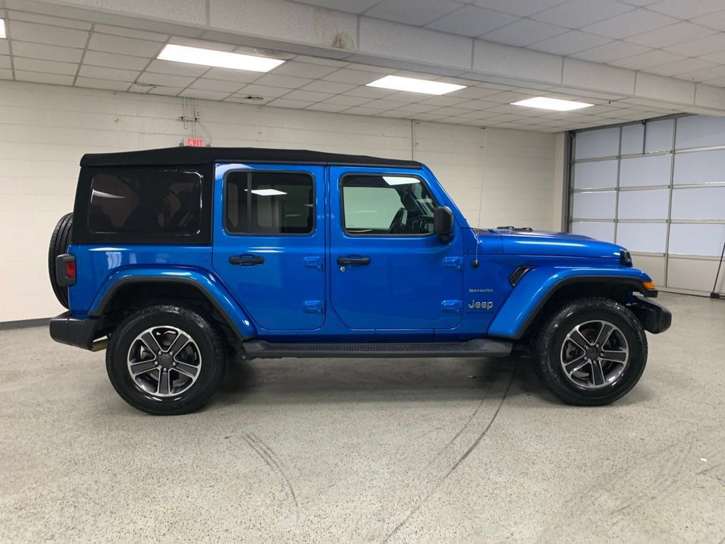 Certified 2023 Jeep Wrangler Unlimited Sahara AWD/4WD image 7