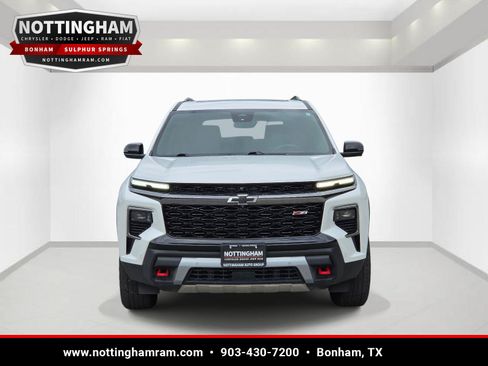 Used 2024 Chevrolet Traverse Z71 w/ Enhanced Driving Package AWD/4WD image 2