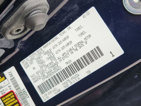 Used 2022 Toyota Tundra Platinum AWD/4WD image 33