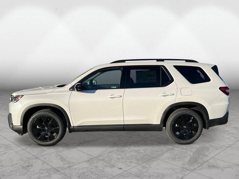 New 2026 Honda Pilot Black Edition image 2